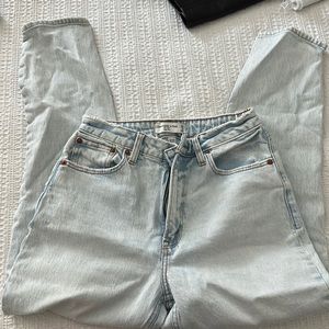 Abercrombie the mom high rise curve love